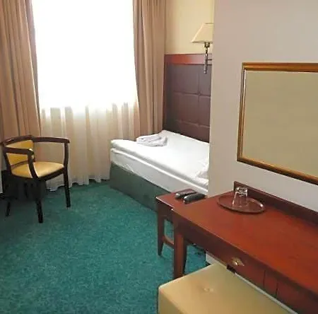 Otel Gniecki